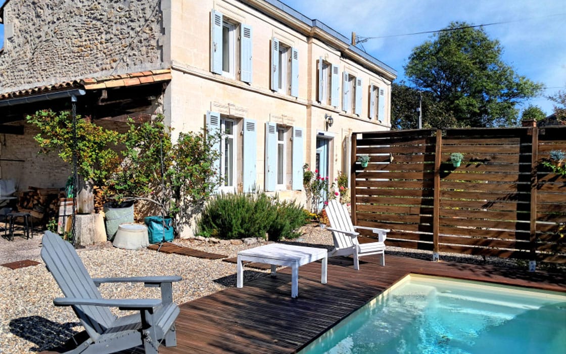 Charmantes Steinhaus mit Pool & Garten in der Gironde für 296.800€