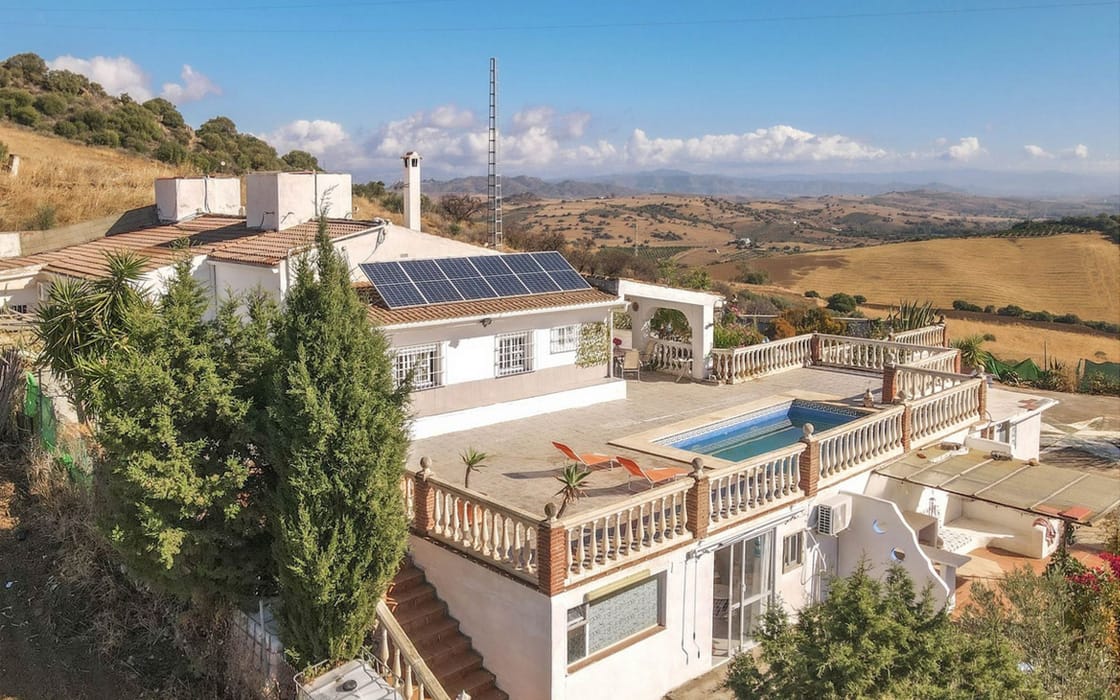 Autarke Finca mit endlosem Panoramablick in Andalusien für 249.000€