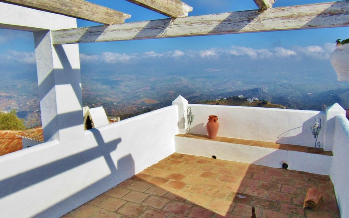 Charismatisches Dorfhaus mit Panoramablick in Andalusien für 79.000€