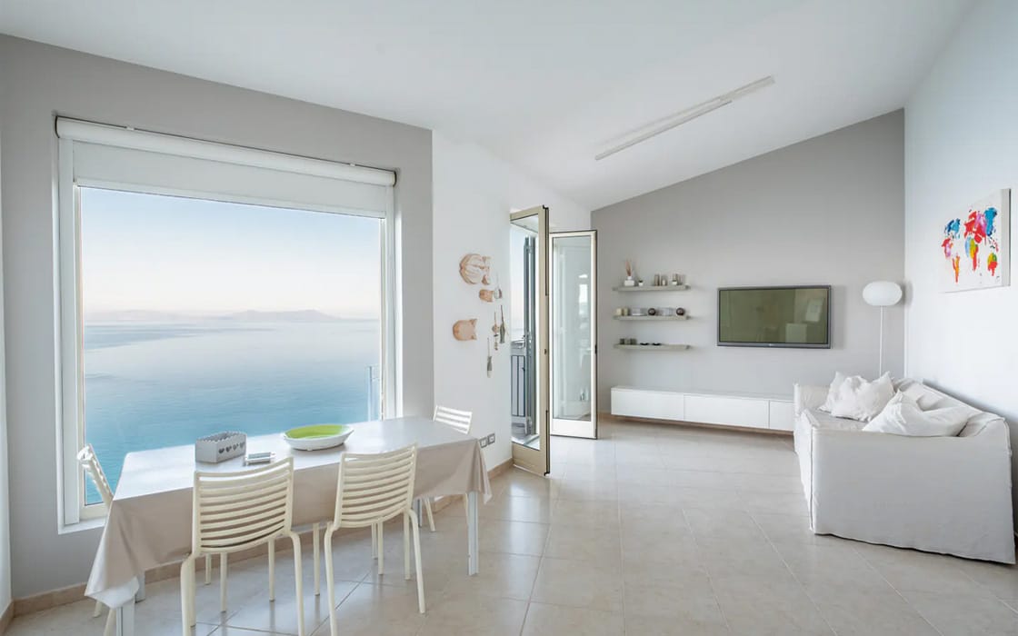 Traumhafte Meerblick-Wohnung mit Panorama-Terrasse auf Sizilien für 220.000€