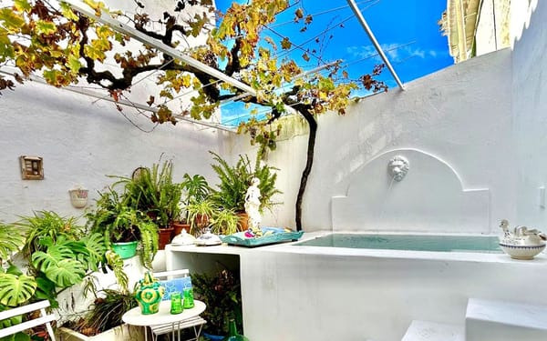 Stilvolles Stadthaus mit privatem Pool-Patio in Andalusien für 160.000€